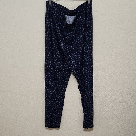 Calvin Klein Blue and White Pajama Set with Long Sleeves and Soft Fabric - Picture 7 of 7